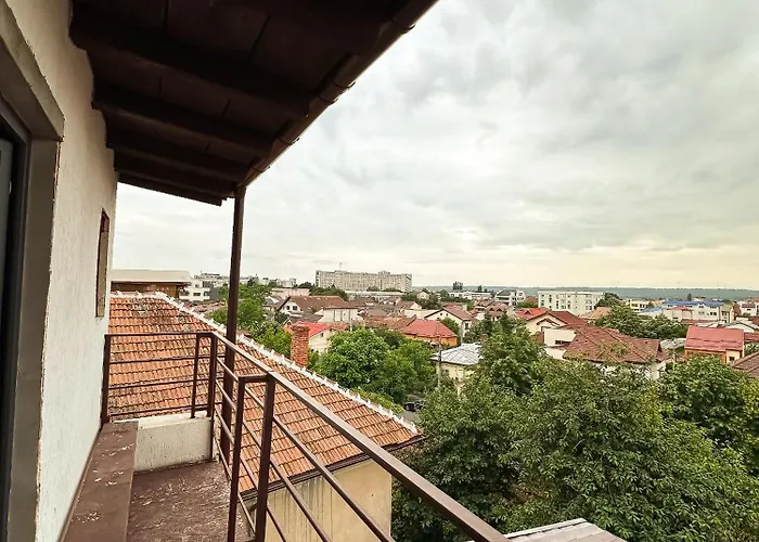 Octapus Апартаменты Крайова